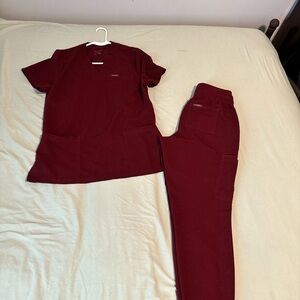 Jaanuu maroon scrub set